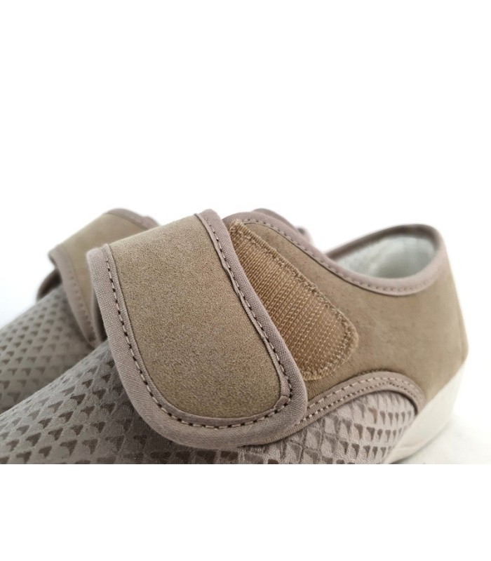 Foto del cierre:
Detalle cierre velcro zapatilla alpargata Doctor Cutillas beige