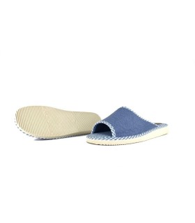 zapatilla de casa descalza adelante y atras para mujer, pinki en color azul fabricada por Pelusin en España de color azul claro