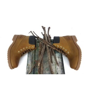 Botas amarillas de hombre tipo panama o timberland de caña baja amarilla de piel engrasada