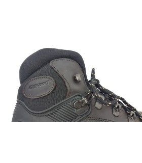 "Aventura con bota trekking marrón-negra Grisport, tecnología GRITEX, suela de poliuretano y botas impermeables"