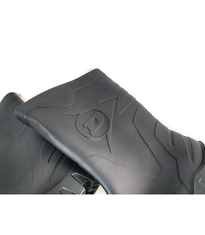 Katiuka bota de agua hombre negra flexible de media caña de Dunlop Numero  40 - Color NEGRO