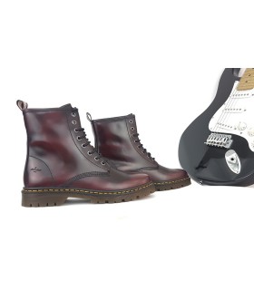 Botas militar de mujer tipo DR Martens en granate de piel