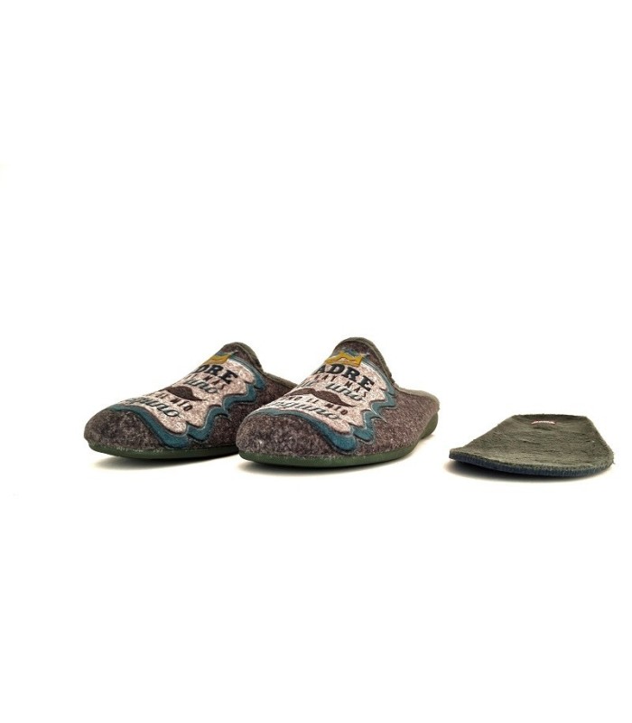 zapatillas de casa descalzas de invierno para papa con mensaje fabricadas por Gema García