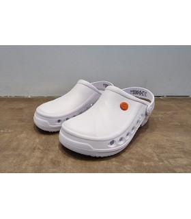 zueco sanitario blanco mujer antideslizante Oxypas Sonic