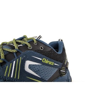 Primer plano del material sintético y malla con Gore-Tex de la Maui.