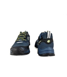 zapatillas de senderismo trekking con goretex y piso vibram para hombre modelo Maici de Chiruca azul