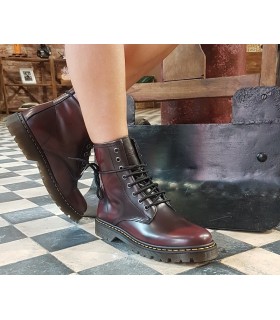 Botas militar estilo Dr. Martens de mujer de piel