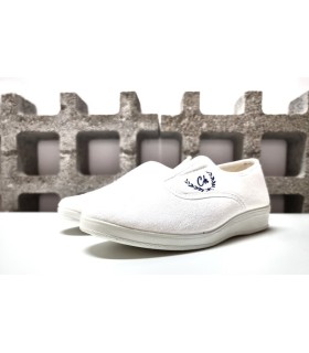 Vista de medio perfil de la zapatilla alpargata lona elástico Chapines en blanco