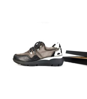 Zapatos mujer Dora de cordones potro de Nival, vista de perfil