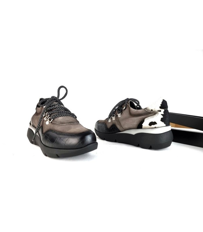 Zapatos mujer Dora de cordones potro de Nival, vista dos laterales