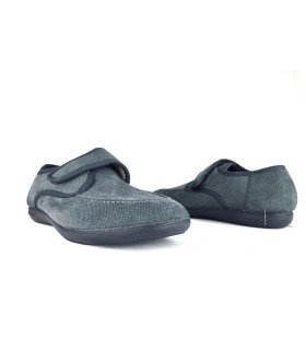 Vista de los dos perfiles de Zapatillas azul casa hombre horma ancha velcto del Doctor Cutillas
