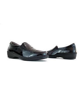 Mocasin horma ancha charol negro cuña de Notton de mujer, vista de los dos perfiles