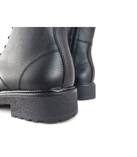 parte trasera de las botas de hombre estilo miliat de piel