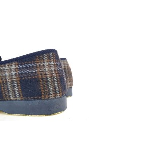 zapatillas casa clásicas cuadros  azules de Pelusin parte trasera