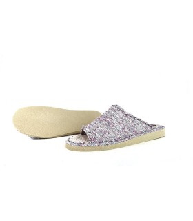 Zapatilla casa mujer pinki plano rosa de Gema García, vista del piso micro poroso