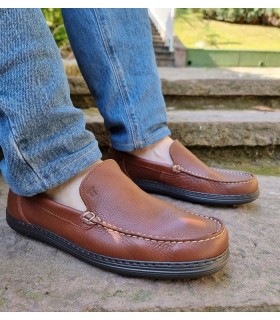 Zapato mocasin flexible piel marrón de Notton
