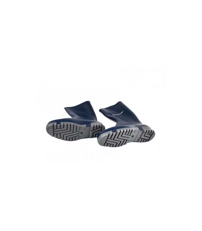 Detalle de la suela antideslizante de la bota de agua Dunlop para mujer, diseñada para mayor estabilidad en superficies mojadas.