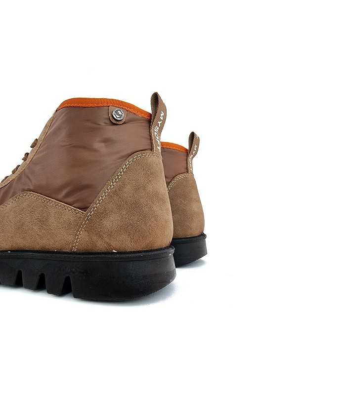 Botin de hombre ligero y comodo marron de Mysoft