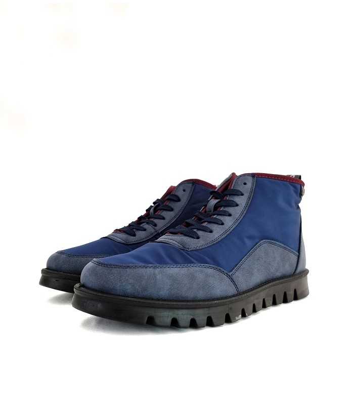 Botines de hombre ligero y comodo azul de Mysoft puestos