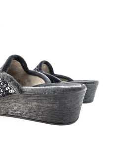 Zapatilla casa cuña lana corazones de Gema Garcia de invierno para mujer