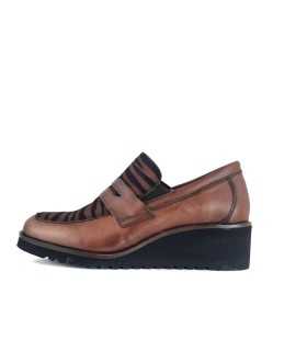 mocasines con cuña de Nival, vista de perfil