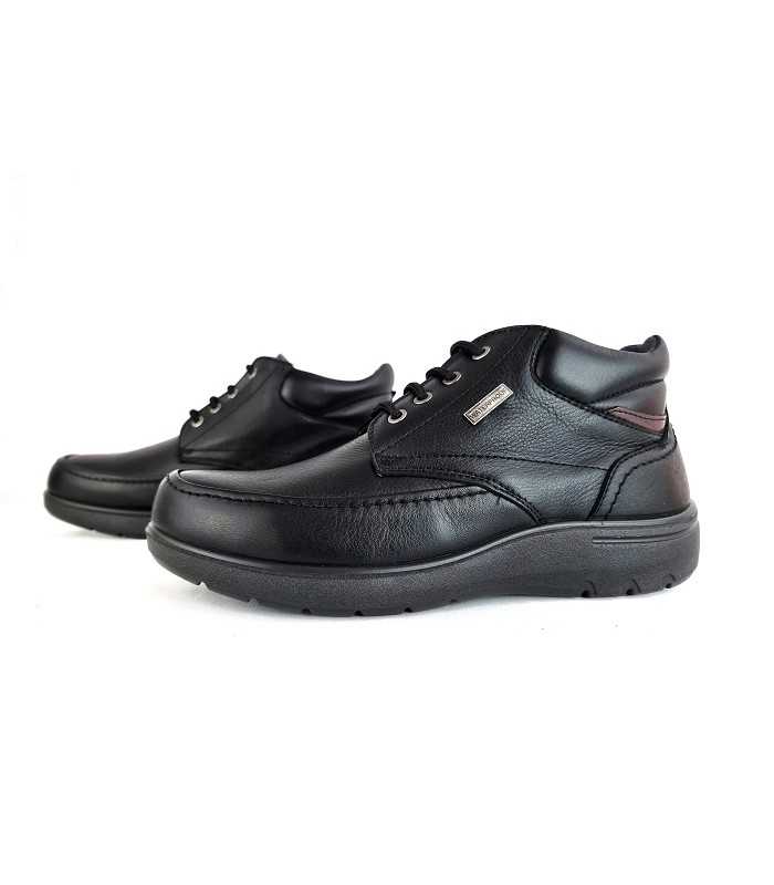 Bota impermeable piel negra de Luisetti