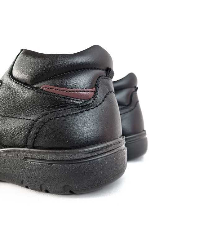Bota impermeable piel negra de Luisetti