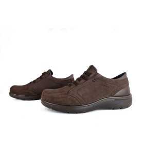 Zapato sport nobuck marron cordon elásticos de Luisetti
