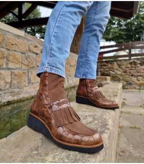 Botines cuña Murcia beige de Nival puestos
