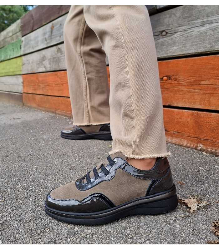 Zapato mujer modelo1054 empeine con elásticos de Notton puestos