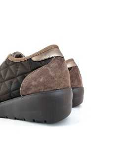 Zapato mujer piso en cuña textil acolchado de Mysoft color marron, vista del talón