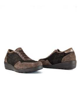 Zapato mujer piso en cuña textil acolchado de Mysoft color marron, vista de dos perfiles