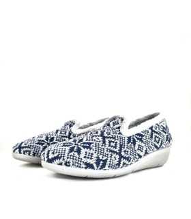 Zapatillas casa dibujos ivernales de Garrido Muro color azul