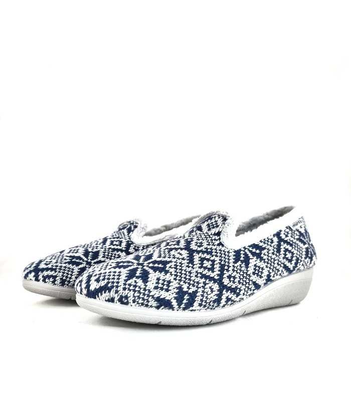 Zapatillas casa dibujos ivernales de Garrido Muro color azul