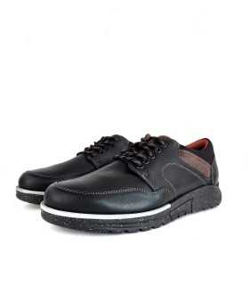 Zapato cordones hombre negro de Clayan, vista de medio perfil