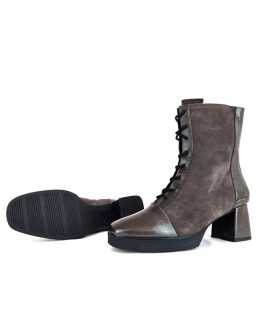 Botines mujer tacón medio taupe de DChicas con plantilla de gel