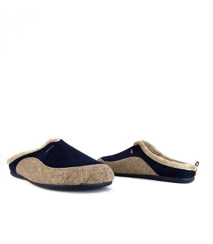 Zapatillas hombre casa descalza azul beige de Cabrera, vista de dos perfiles