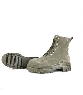 Foto del piso:
Piso de caucho antideslizante en bota mujer militar Yumas