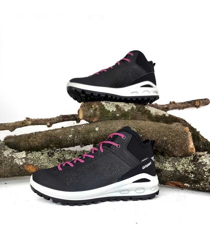 Bota senderismo mujer membrana Gritex color negro