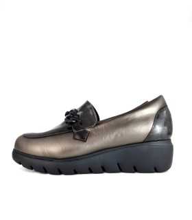 Foto de perfil:
Zapatos mocasín piel nacarada Doctor Cutillas en rebajas