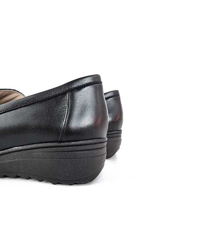 Mocasin cuña horma ancha de Salvatore Visentini para mujer