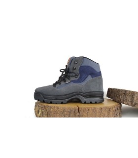 Bota de trekking de hombre color azul fabricado por Notton con plantilla de latex y corte en piel