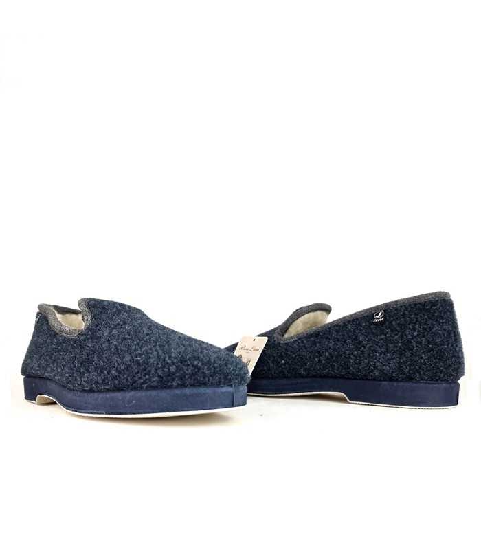 Forro de lana en esta zapatillas de casa de Javer azul