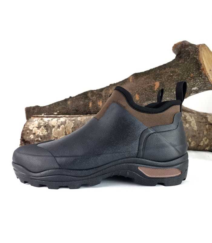 Botínes de neopreno negro y marrón para hombre, vista de perfil – Segura