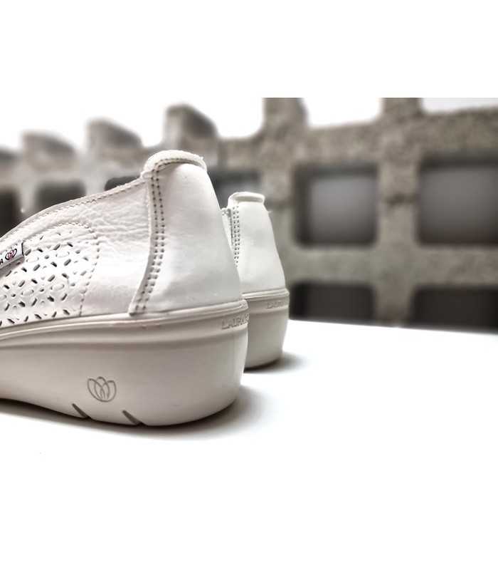 talón acolchado zapato blanco mujer cuña Laura Azaña