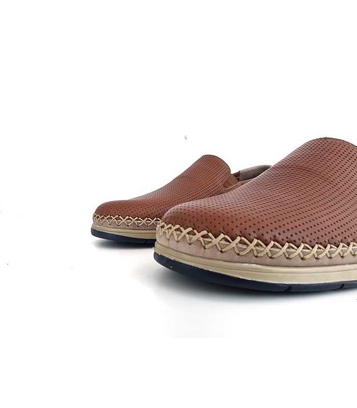 detalle pala punteada mocasín piel hombre Himalaya