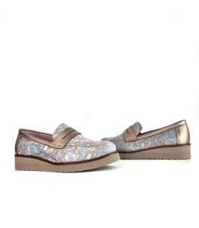 mocasín cuña piel mujer vista de dos perfiles