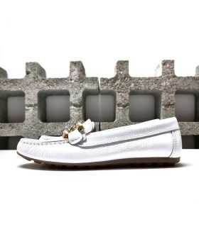 zapato mocasín mujer blanco perfil