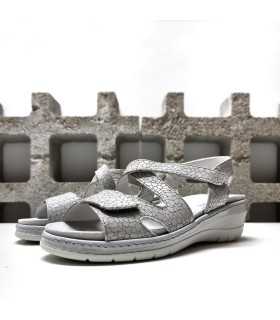 Sandalias cómoda mujer piel gris con cierre de velcro
