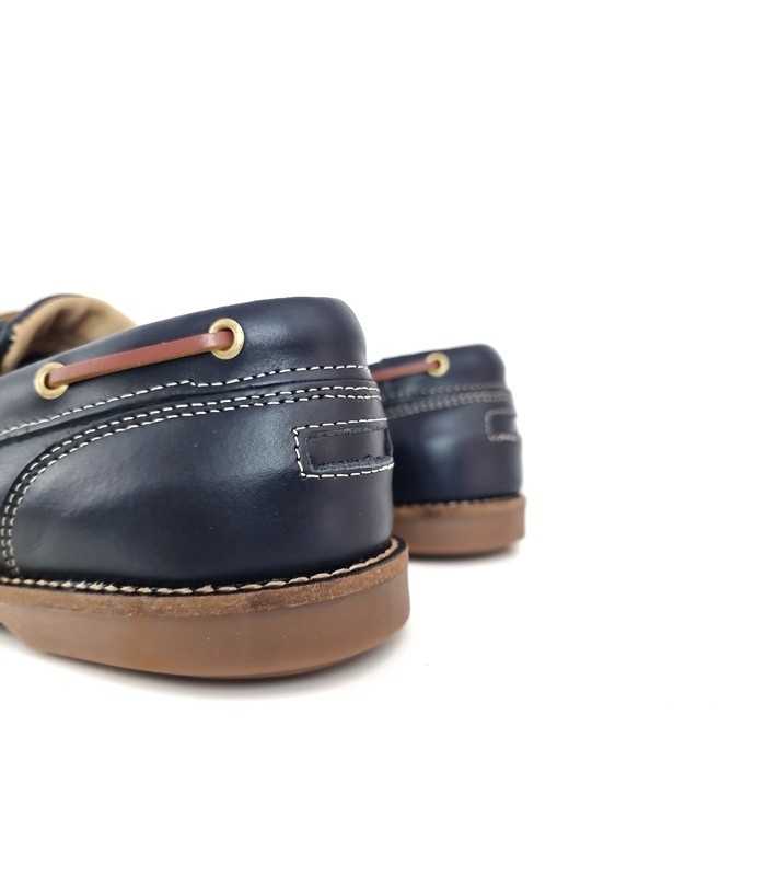 Zapato náutico piel de Leyland para hombre azul, vista del talón